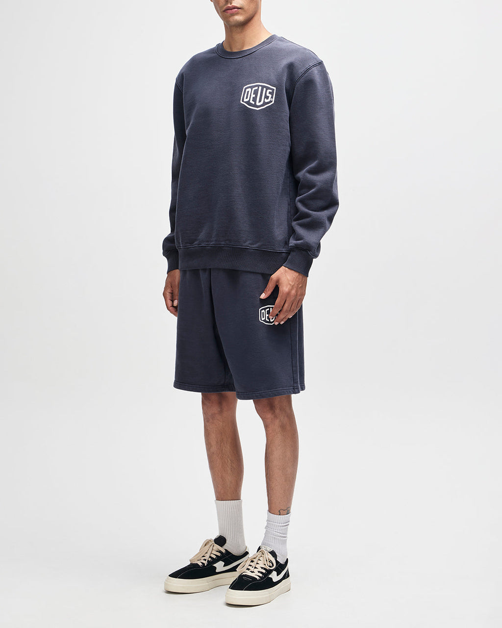 Shield Garment Dyed Crew - Black - Deus Ex Machina