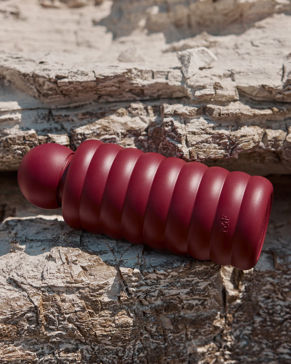 The Bubble Bottle 700ml - Cherry - Fox & Fallow