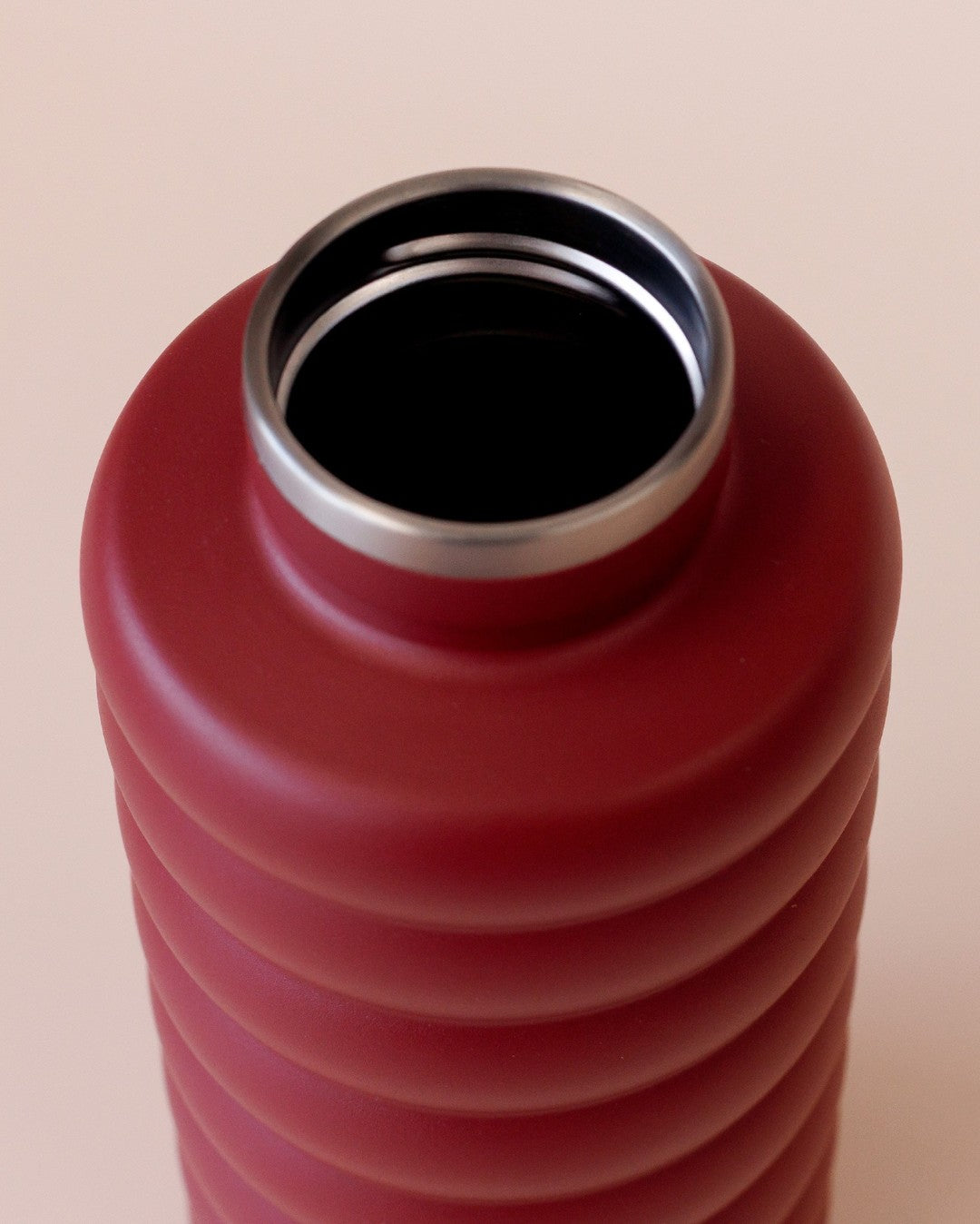 The Bubble Bottle 700ml - Cherry - Fox & Fallow