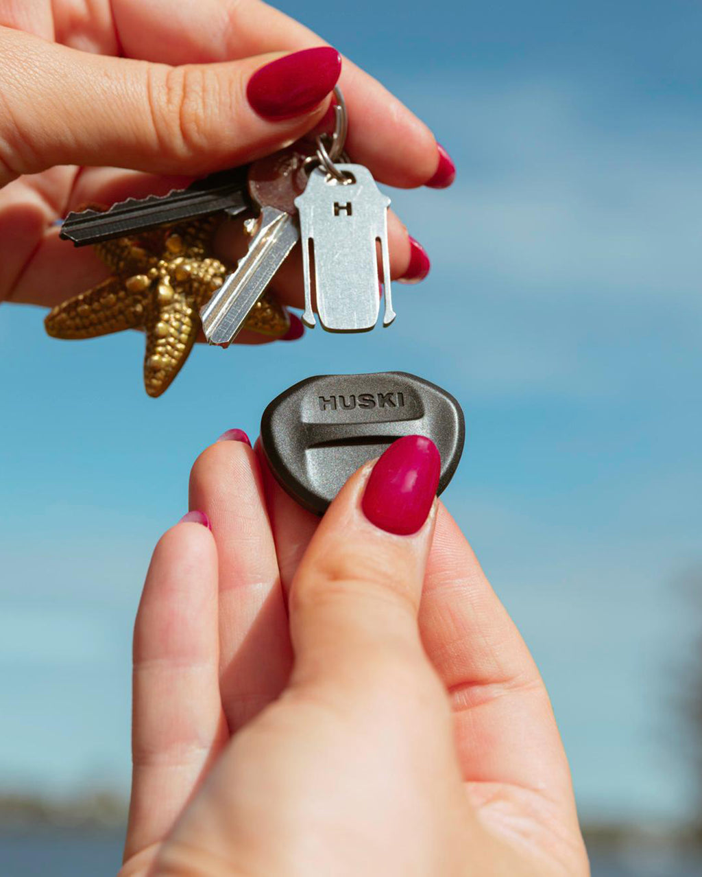 2-in-1 Can Tab Slider Keyring - Black - Huski