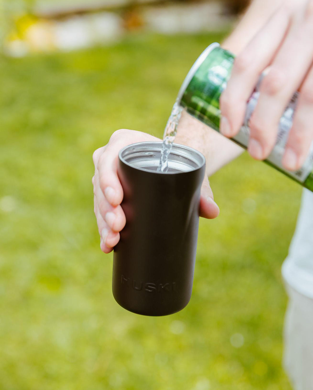 Slim Can Cooler - Black - Huski