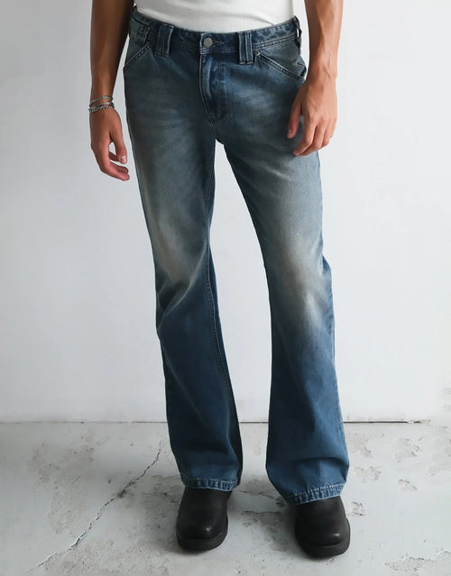 A4 Flare Kendrick Denim Jeans by Abrand