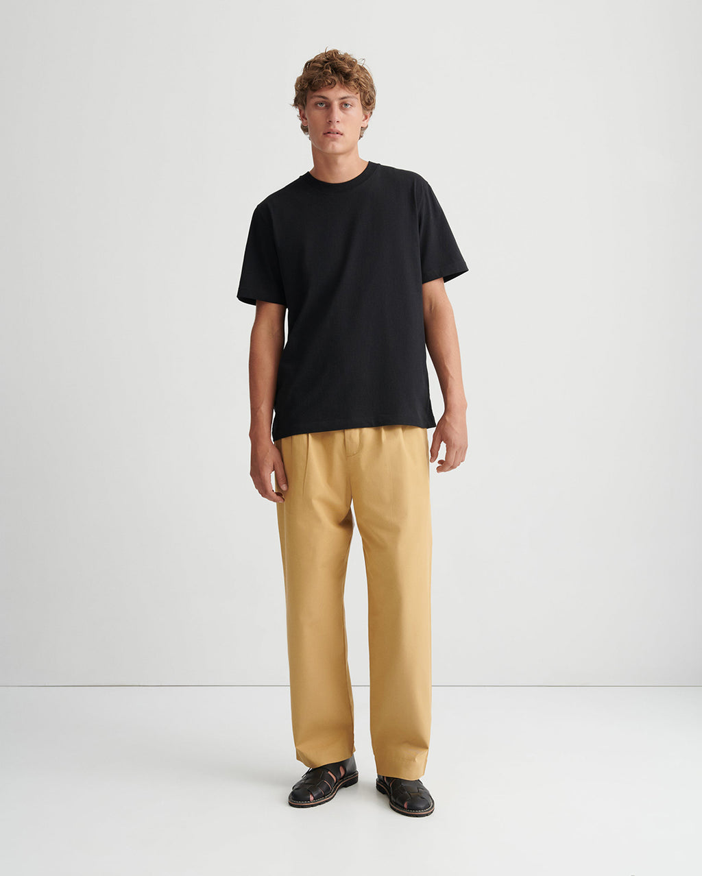 Staple T-Shirt - Black - Kowtow