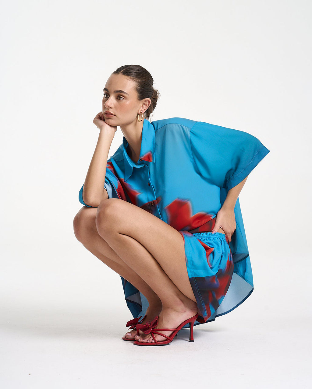 Relaxed Shorts - Motion