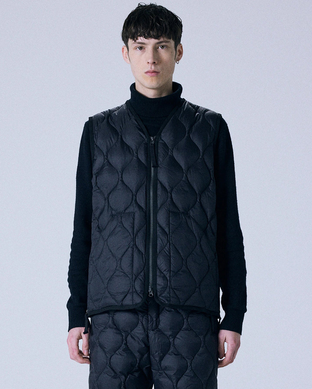 Military V-Neck W-Zip Down Vest - Black - Taion
