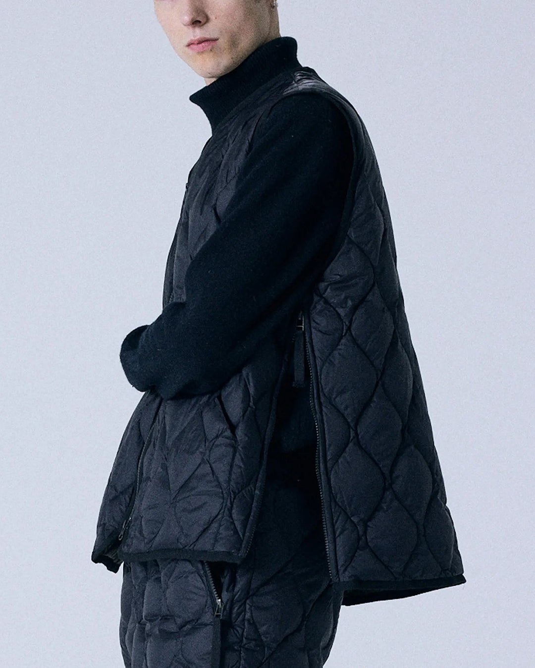 Military V-Neck W-Zip Down Vest - Black - Taion