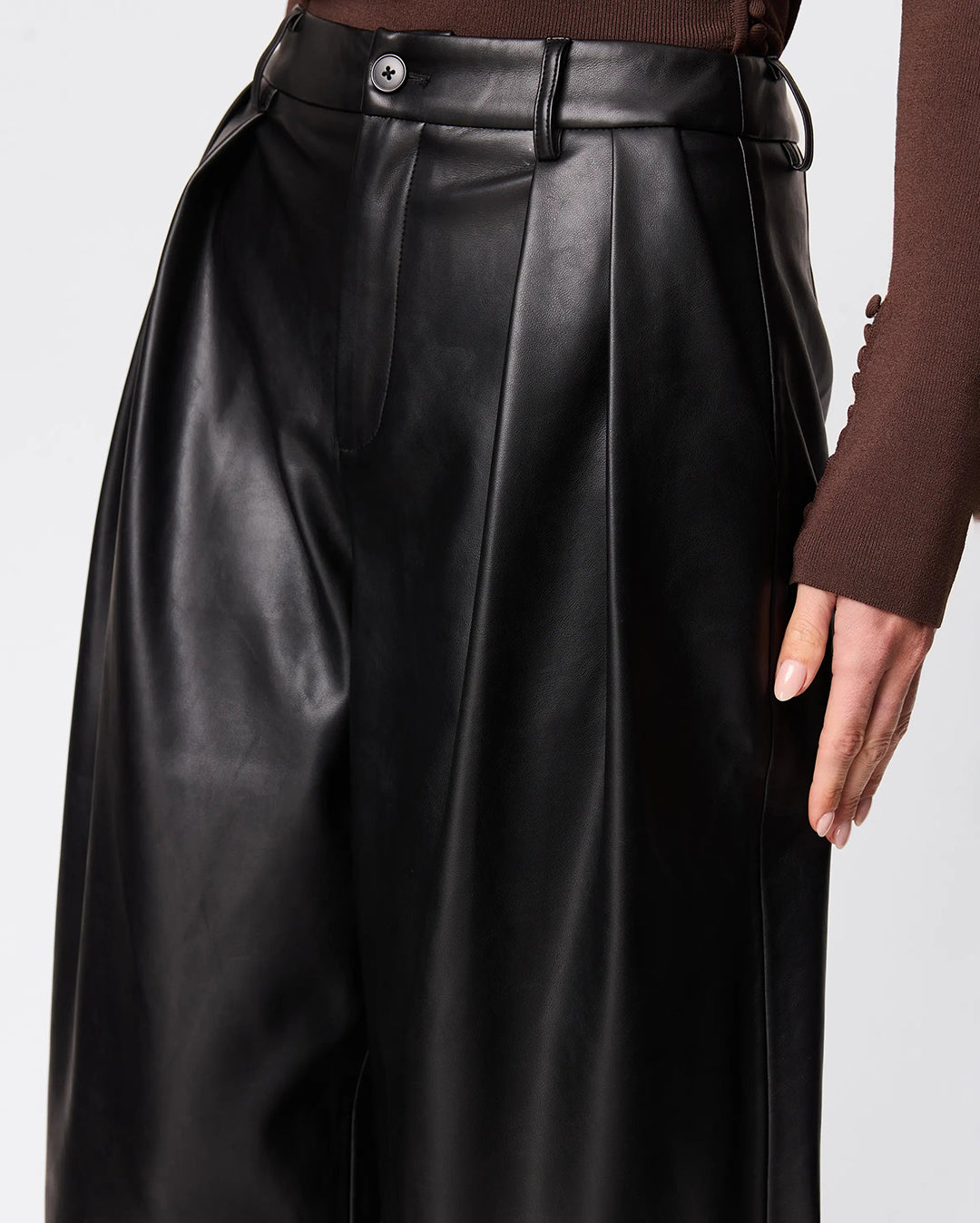 Fairfax Pleat Wide Leg Trouser - Black