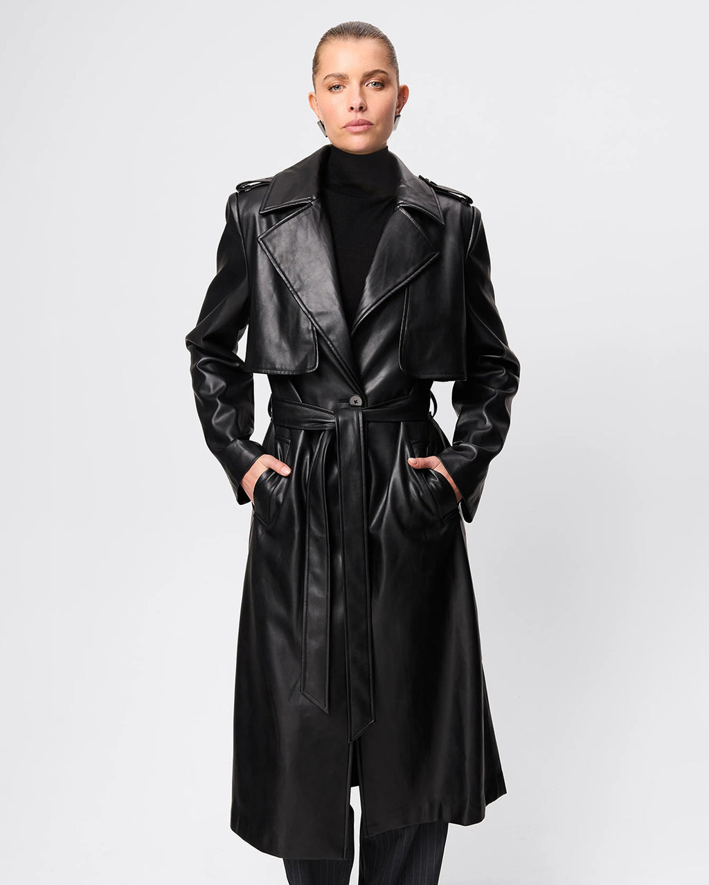 Fairfax Storm Trench - Black - Mossman