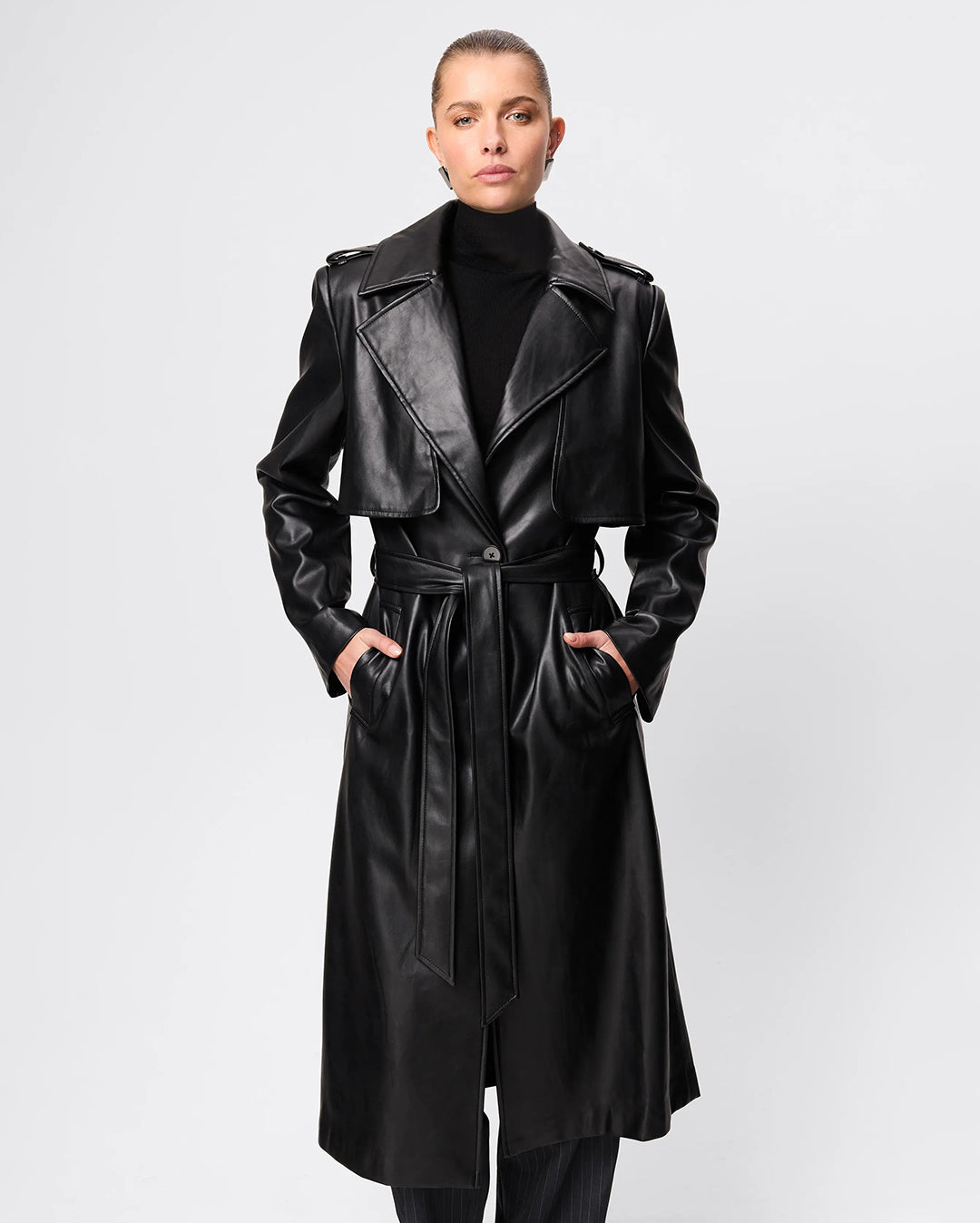 Fairfax Storm Trench - Black - Mossman
