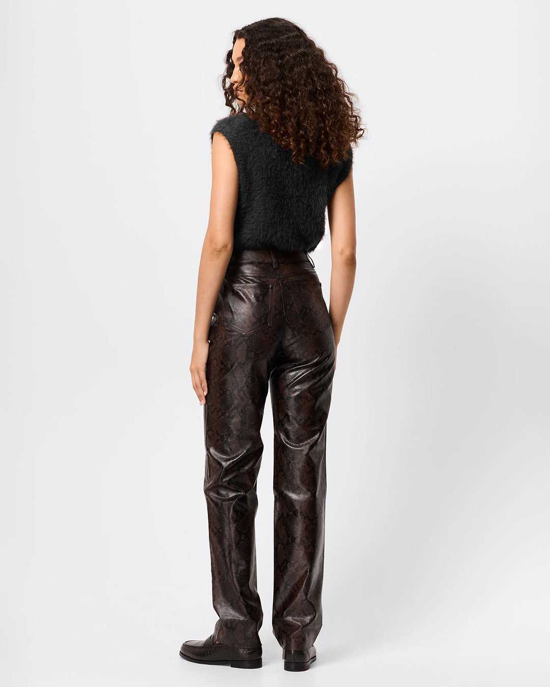 Scholar Vest - Black - Mossman