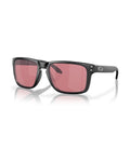 Holbrook Sunglasses - Matte Black/Prizm Dark Golf - Oakley