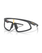 RSLV 141 Sunglasses - Matte Carbon/Clear to Black Iridium Photochromic - Oakley