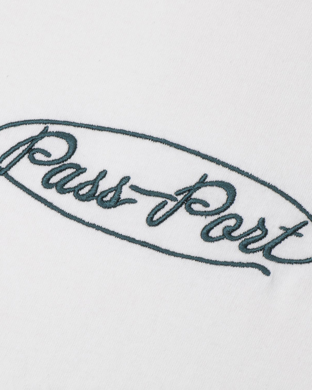 Ovalit Tee - White - Pass-Port