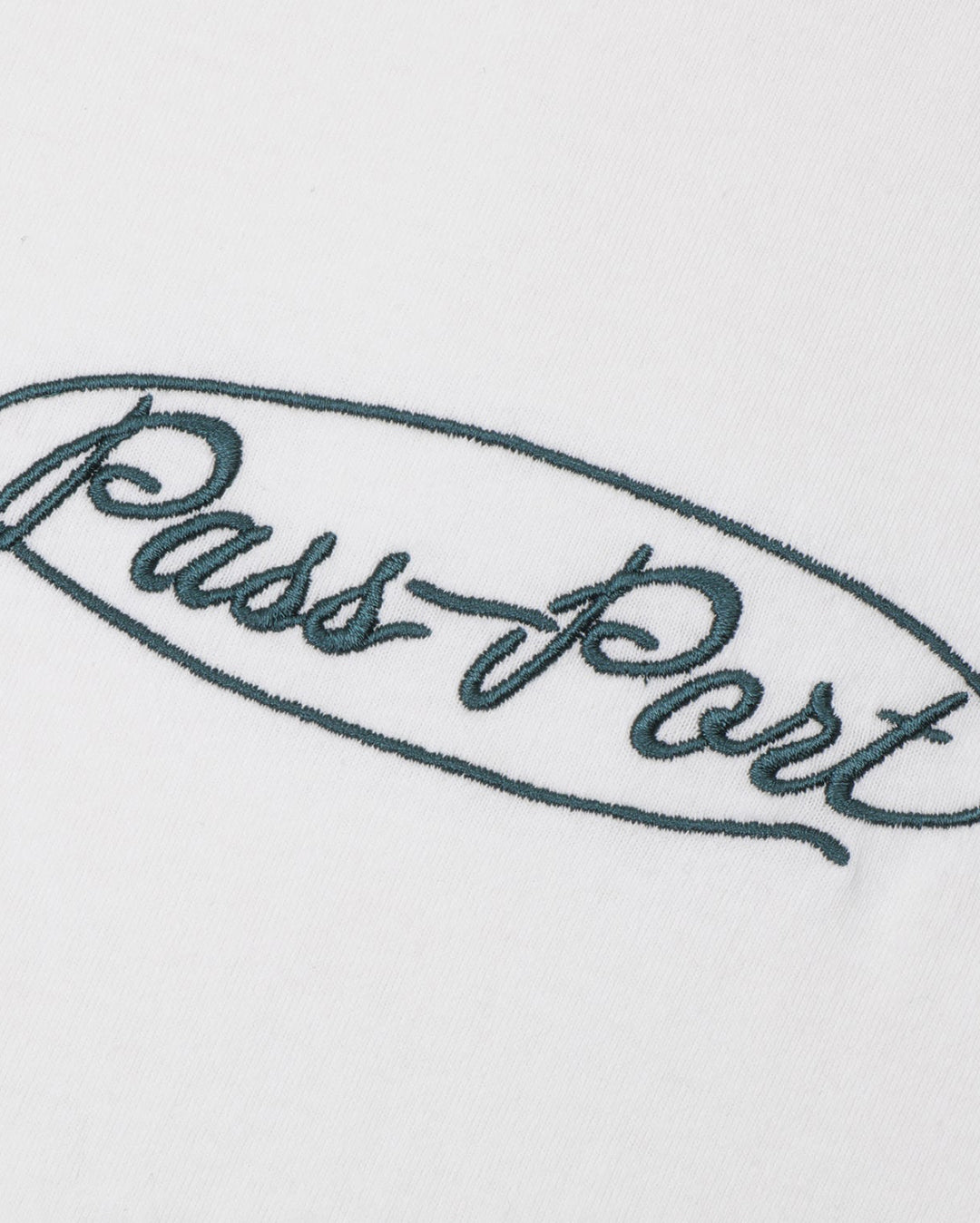 Ovalit Tee - White - Pass-Port