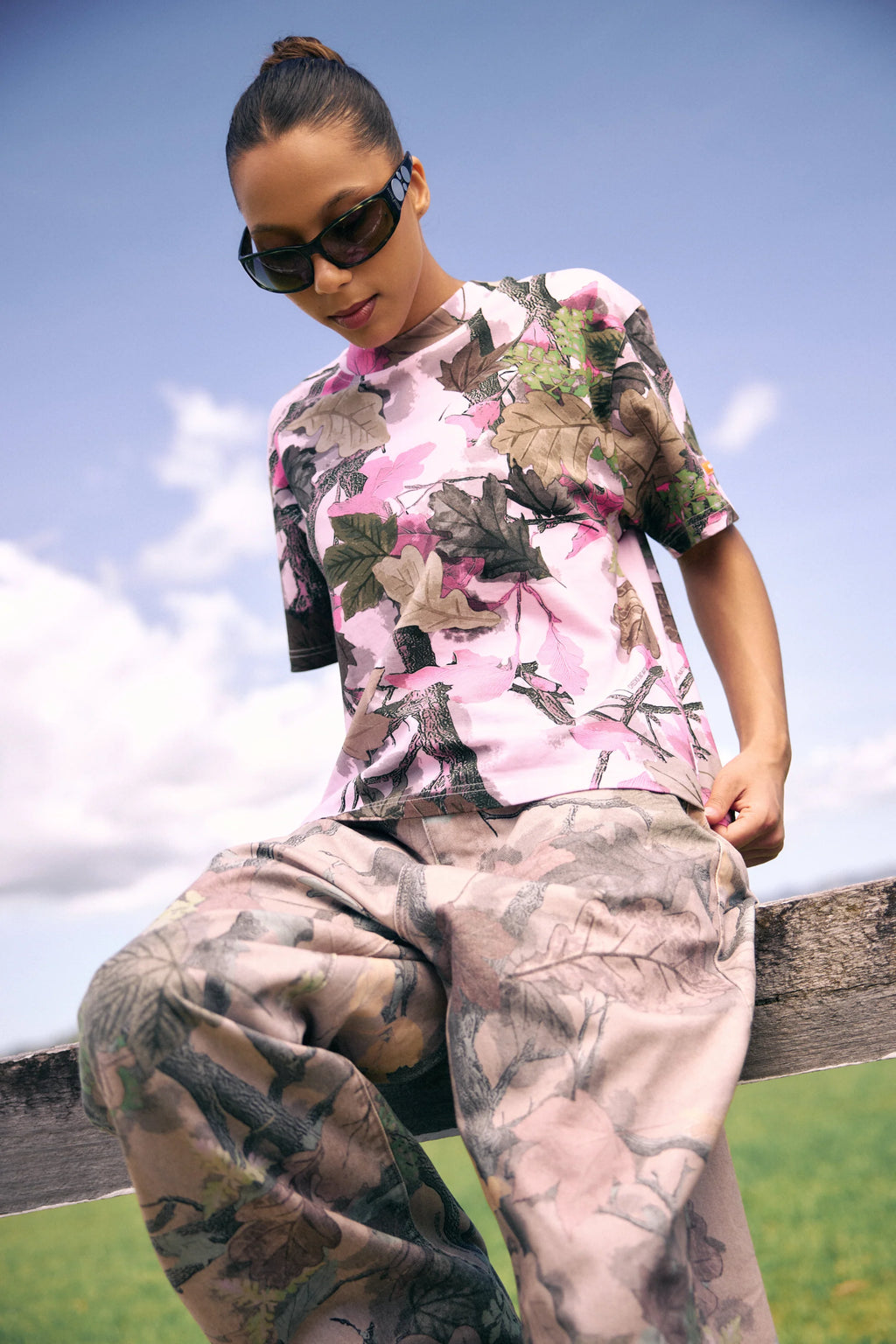 Native Camo T-Shirt - Pink