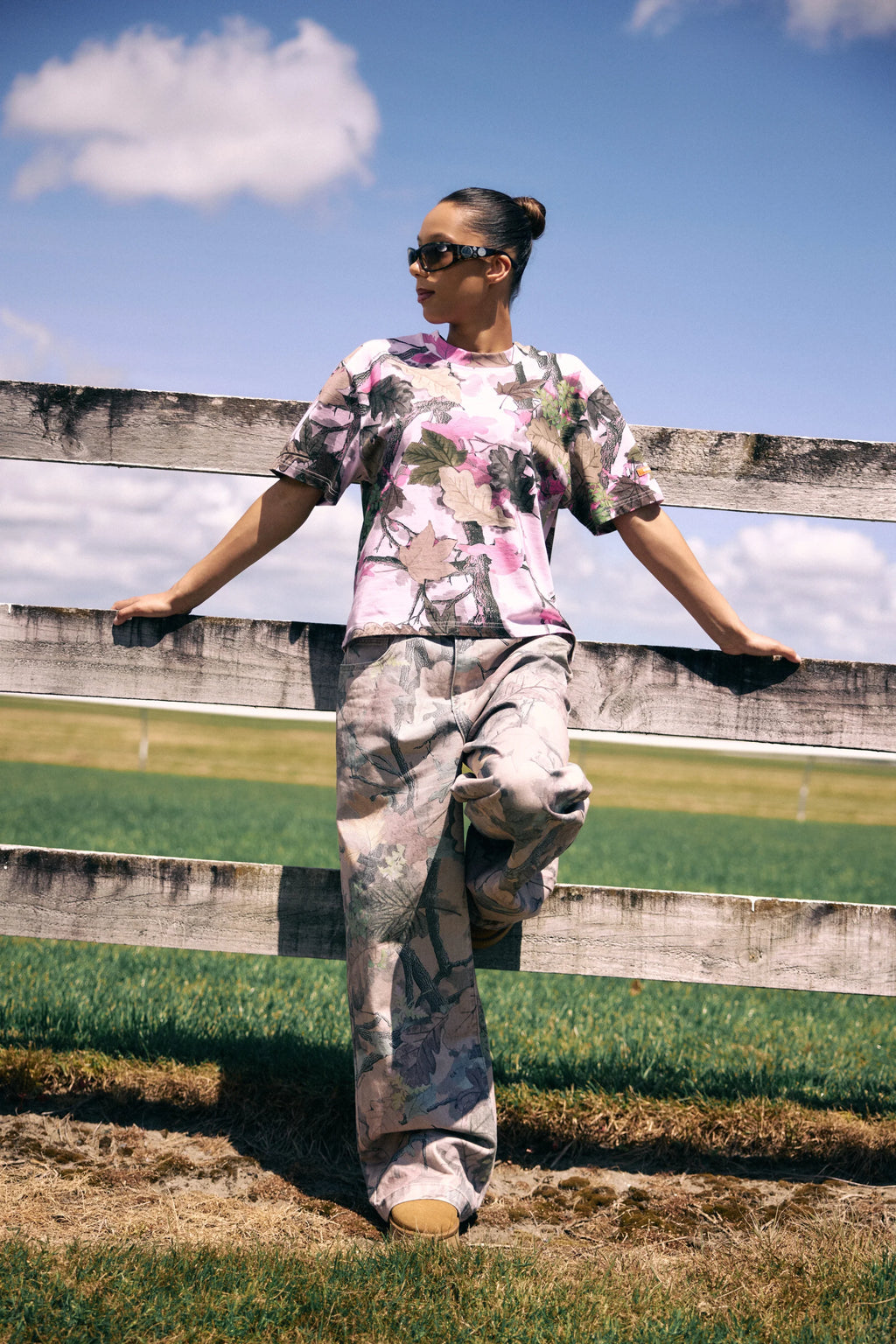 Native Camo T-Shirt - Pink