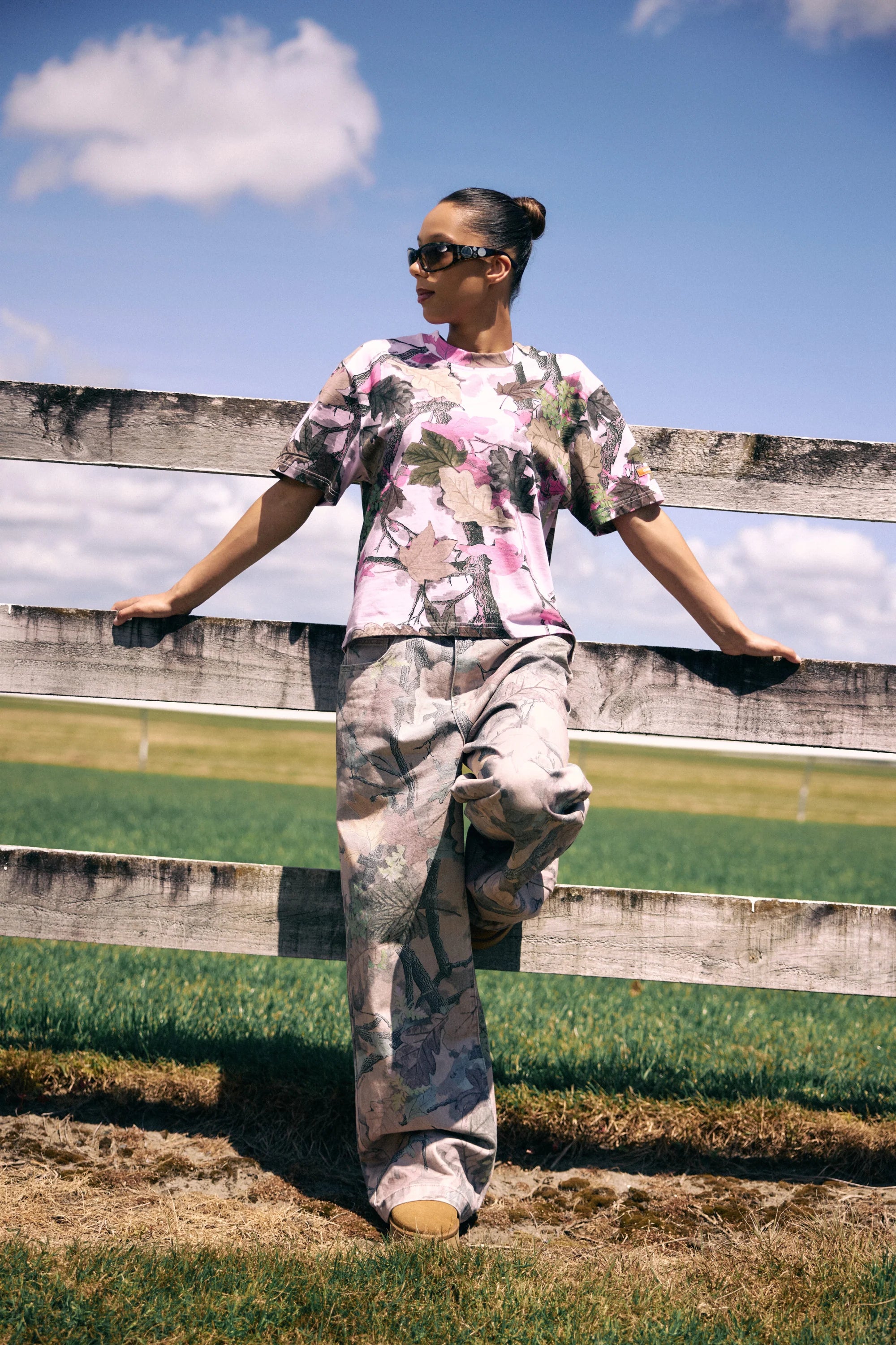 Native Camo T-Shirt - Pink