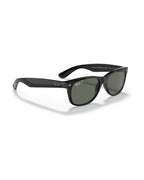 New Wayfarer Sunglasses - Black/Green Polarized - Ray-Ban