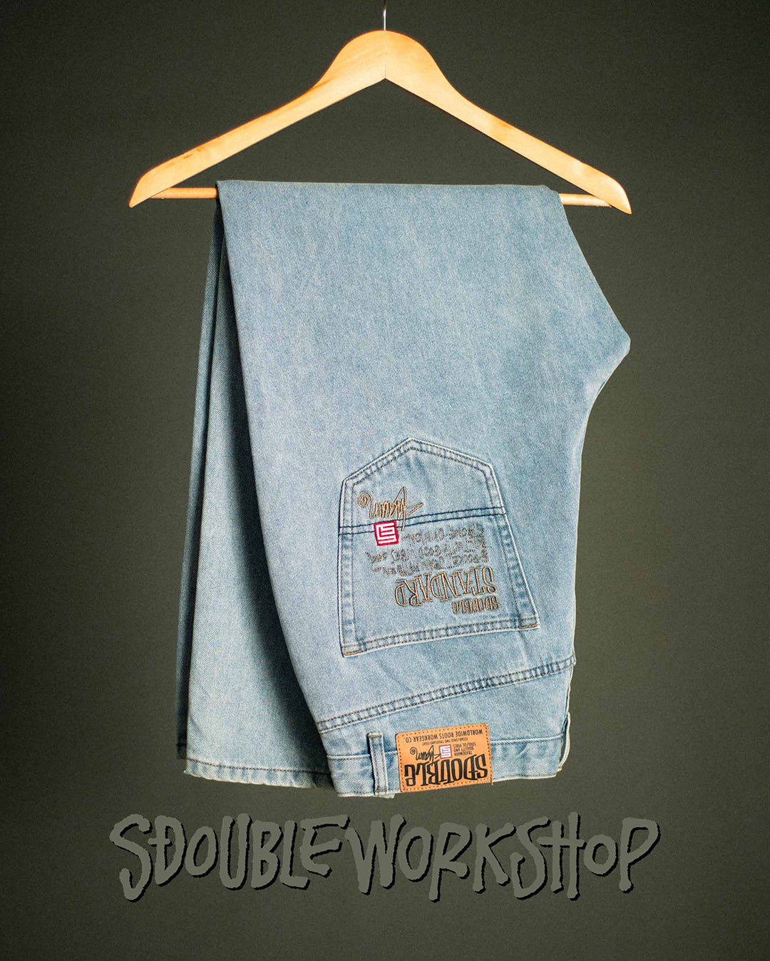 Embroidered 5 Pocket Standard Jeans - Super Light - S-Double