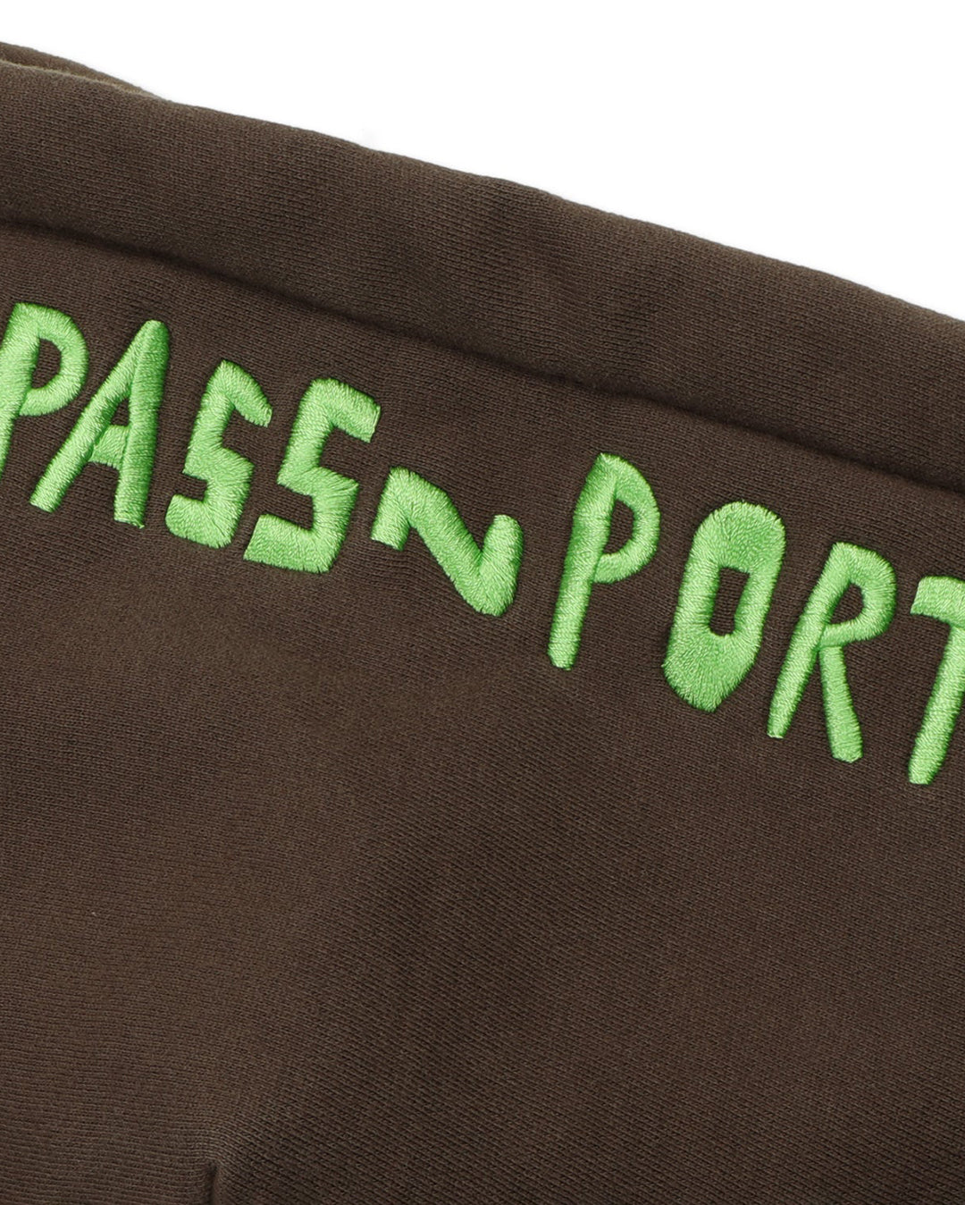 Scissorcraft Zip Hood - Bark - Pass-Port